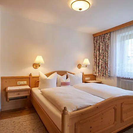Guest house Bergland 3*