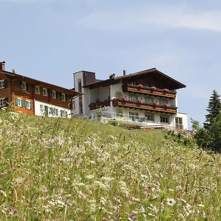 Bergland 3*